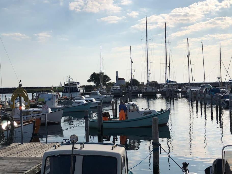 Skont Fiskerhus. Taet Pa By, Havn Og Havet Villa Marstal Екстериор снимка